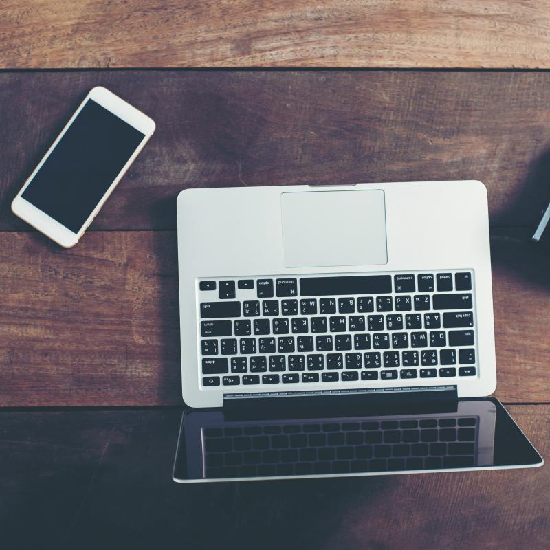 Bir Telefon Kadar Yak�n�z